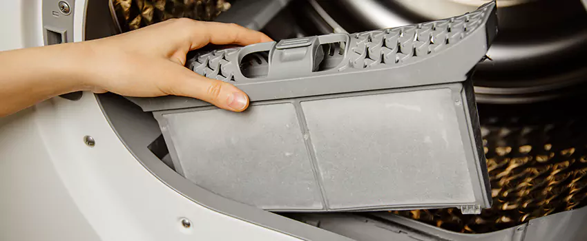 Signs Of A Clogged Dryer Lint Trap in Newton, Massachusetts